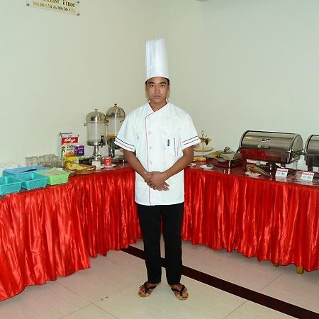 ホテル ミッチーナー Myitkyinā エクステリア 写真